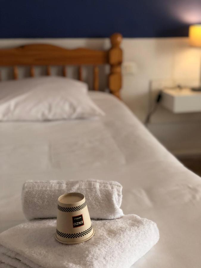 Enzo Hotels Neufchateau By Kyriad Direct Экстерьер фото